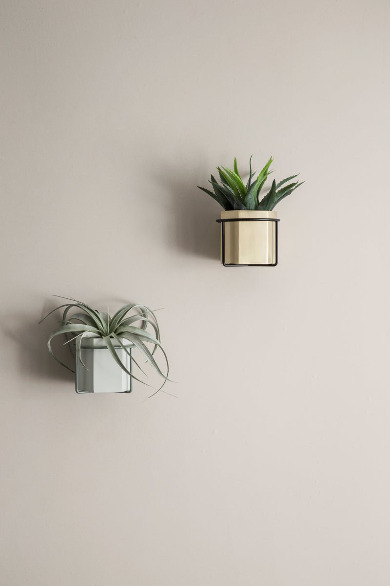 Ferm Living Plant holder musta - Laatukaluste