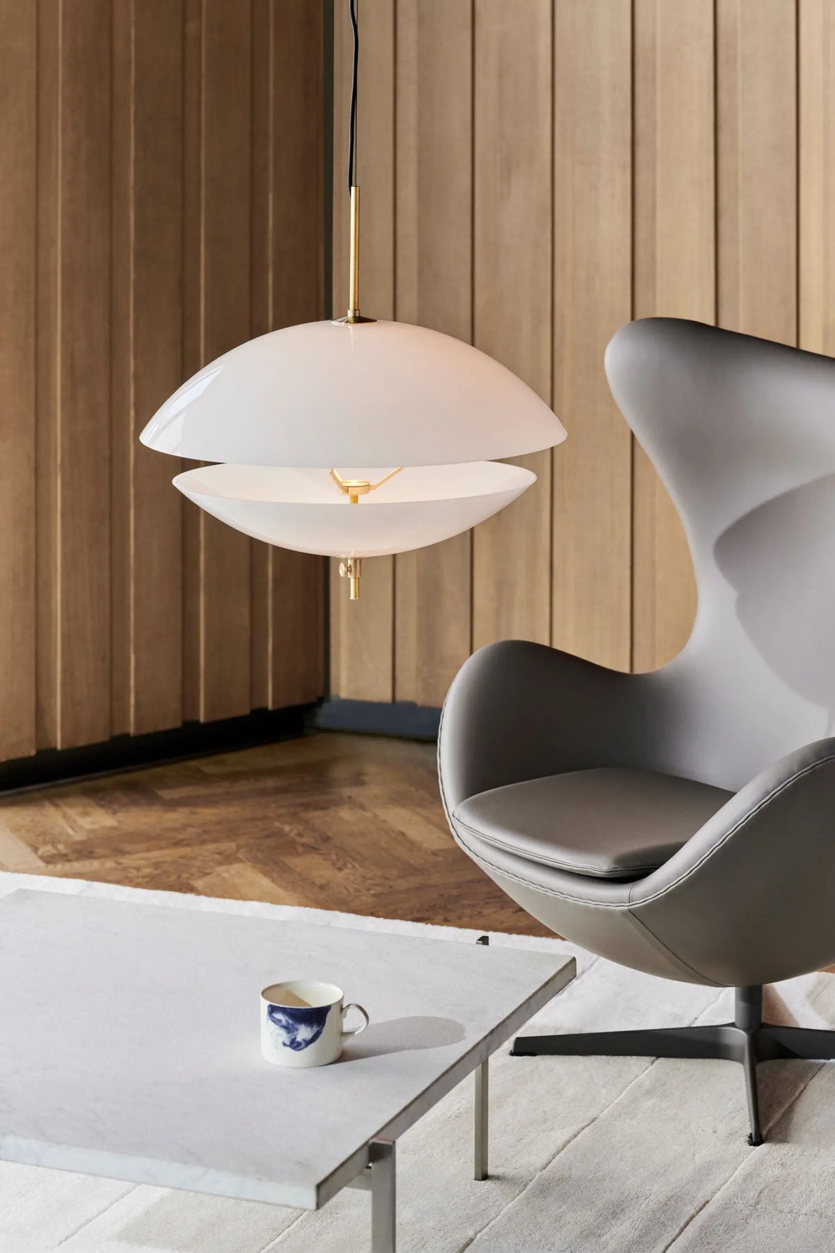 Fritz Hansen Clam riippuvalaisin Ø55 messinki Fritz Hansen