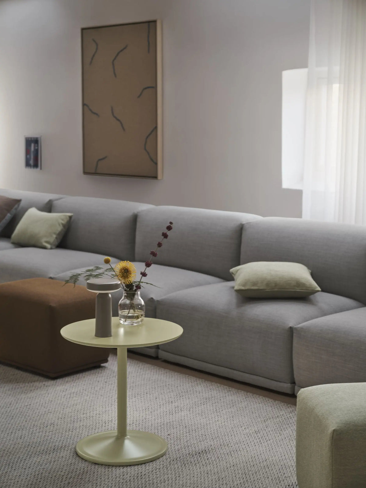 Muuto Soft sivupöytä Ø41 korkea beige-vihreä Muuto